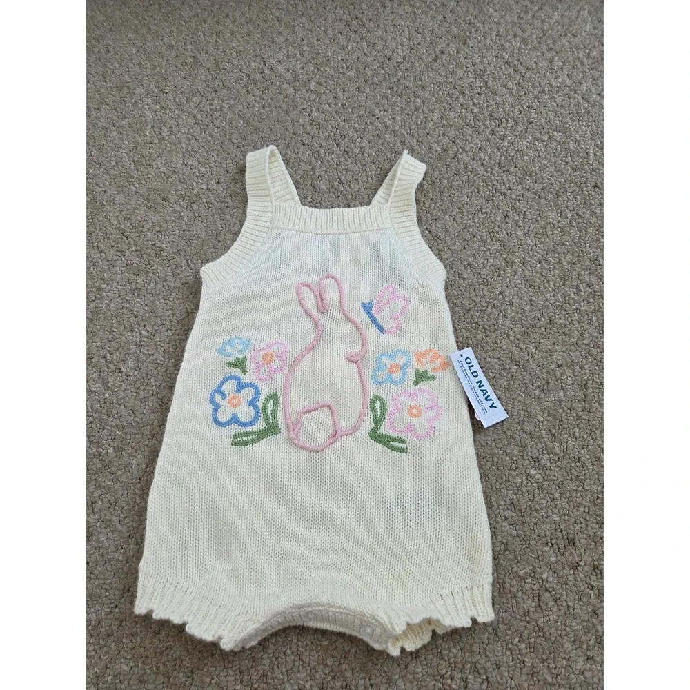 Old navy baby girl romper 12-18 mos